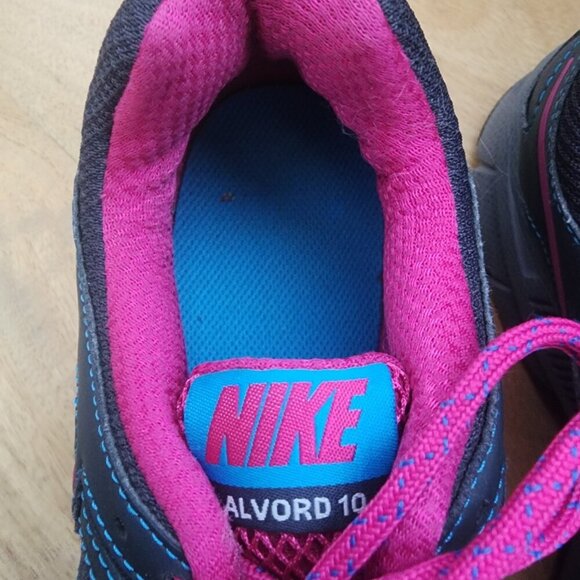 Nike Air Alvord 10 Black Fireberry Anthracite Trail Hiking Shoes Womens 10 EUC - Picture 9 of 11